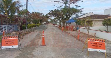 Obras de esgoto avançam na região do Capri, no bairro Ubatuba, em São Francisco do Sul
