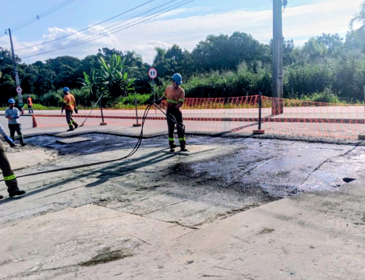 Águas de São Francisco do Sul divulga cronograma semanal de obras do sistema de esgotamento sanitário